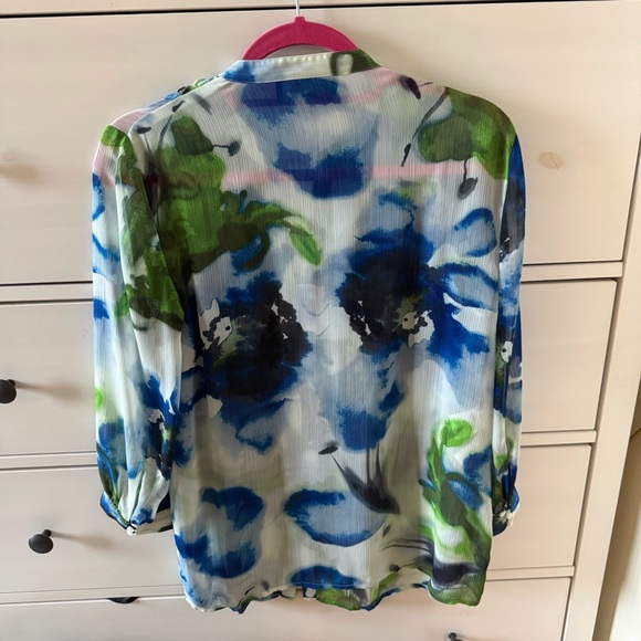 Button down Blouse - Picture 6 of 11